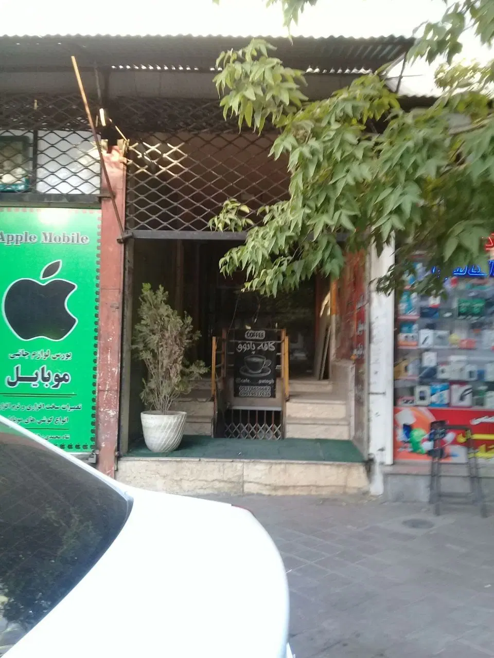 فروش سرقفلی مغازه 11متری 4راه حافظ تویسرکان