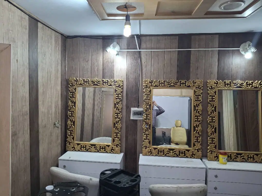 ۷۰متر سنداداری باسابقه۱۲ سال آرایشگاه زنانه