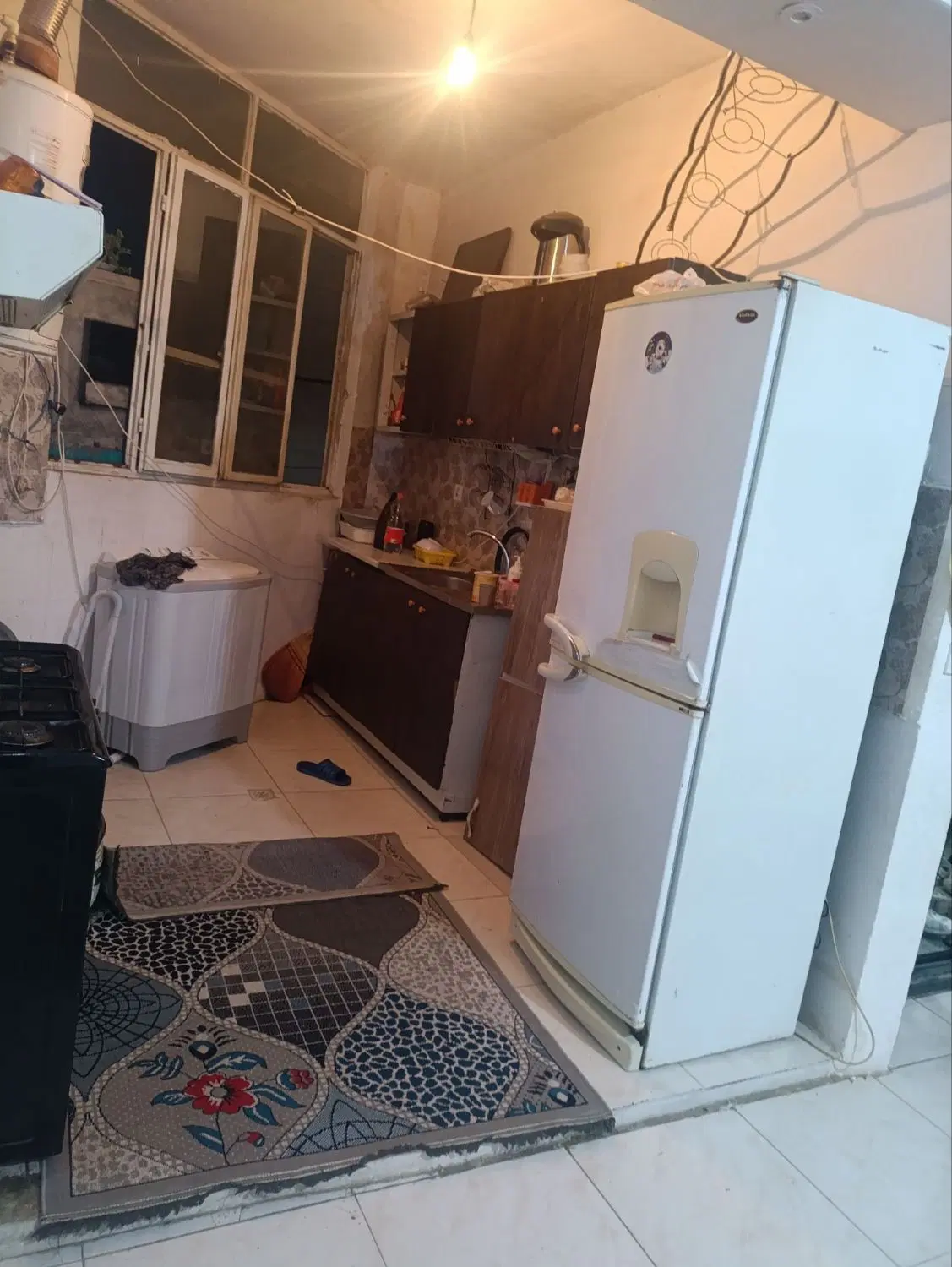 آپارتمان ۶۰ متری طبقه اول جای پارک فراوان