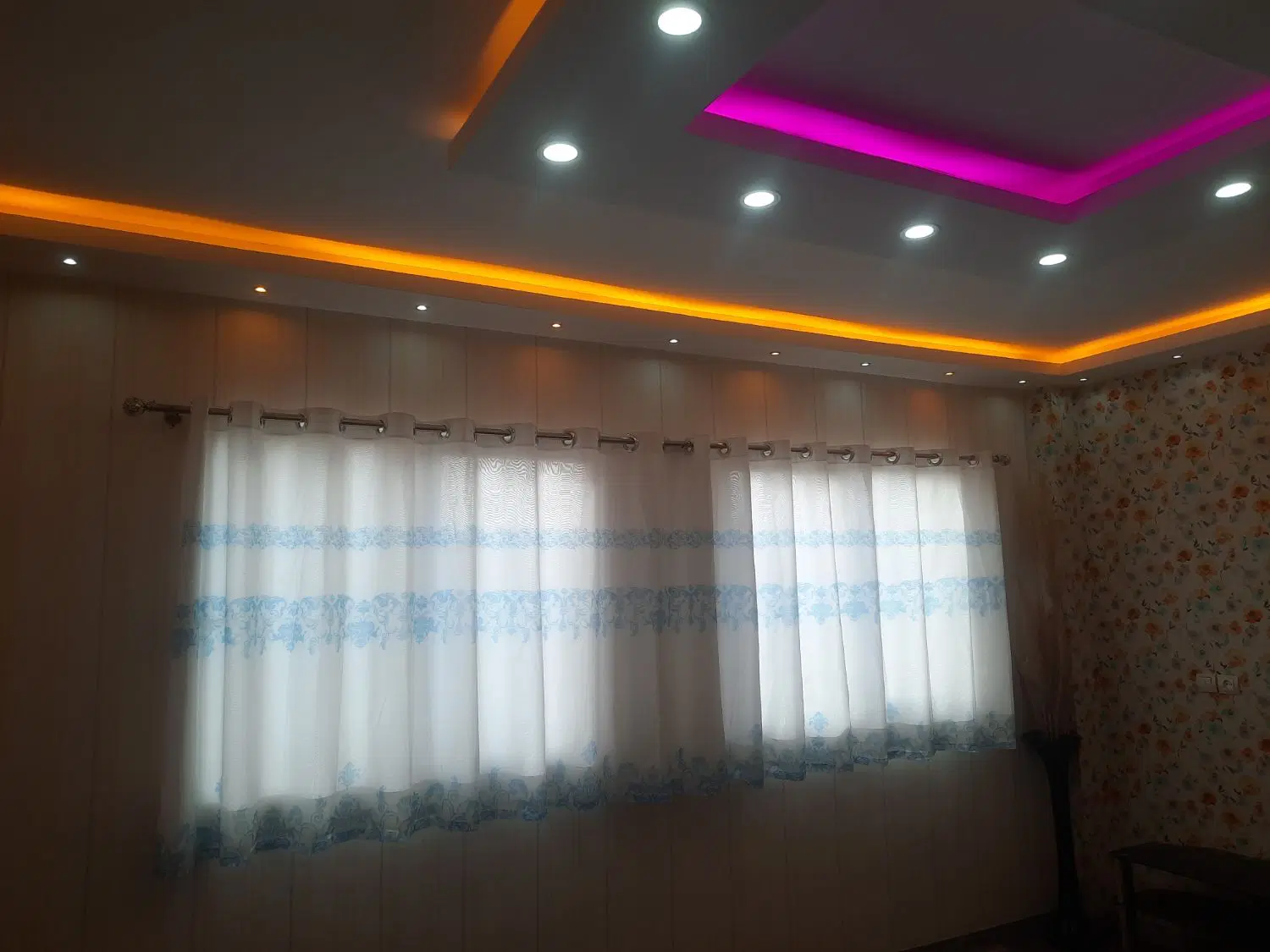 درود فروش آپارتمان یک خوابه۶۱ متری