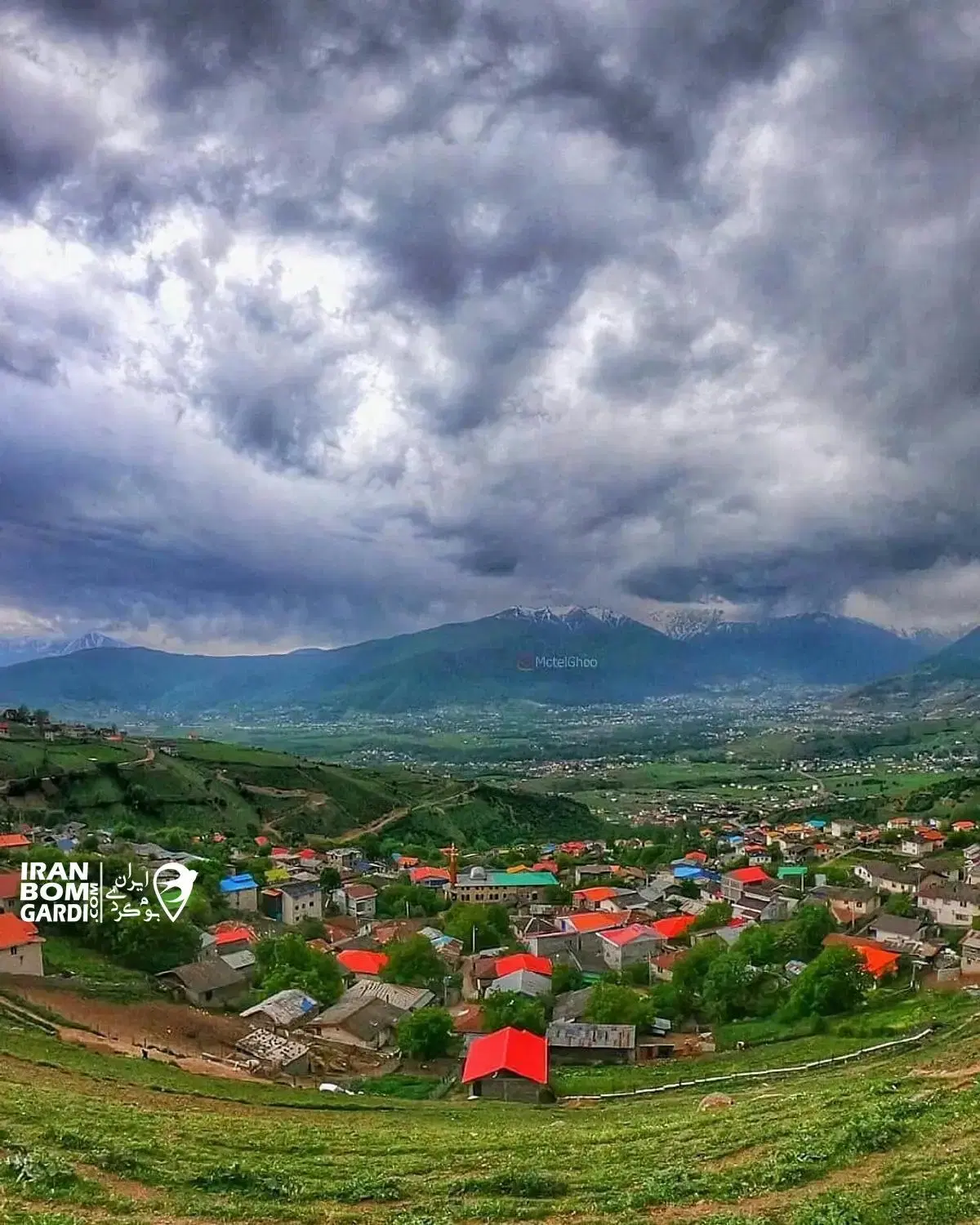 زمین دو کله با ویو و دسترسی عالی واقع در حسنکیف