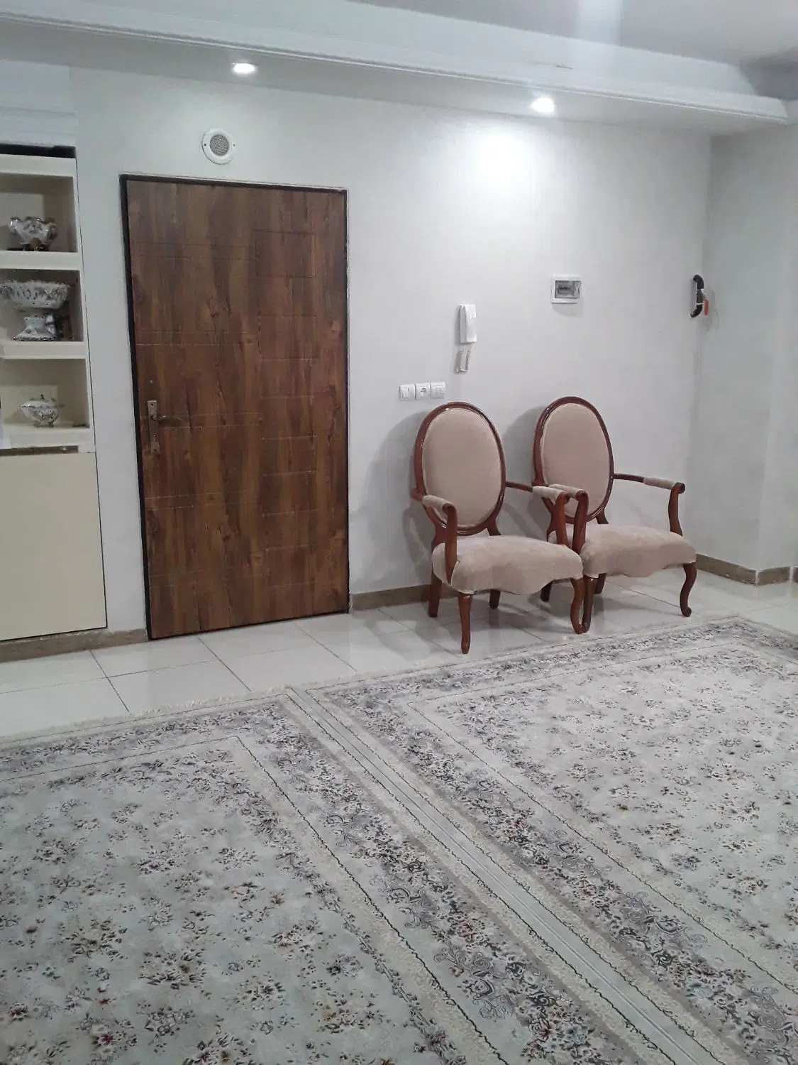 یک طبقه واحد 95 متری