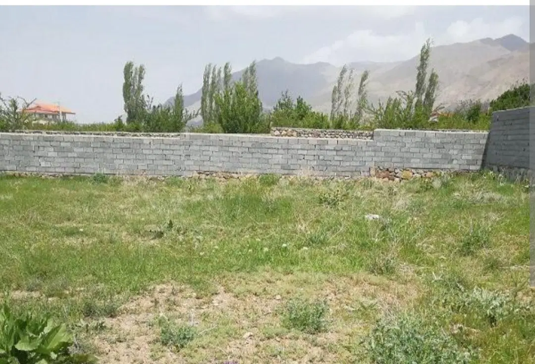 زمین به مساحت ۱۶۰ متر