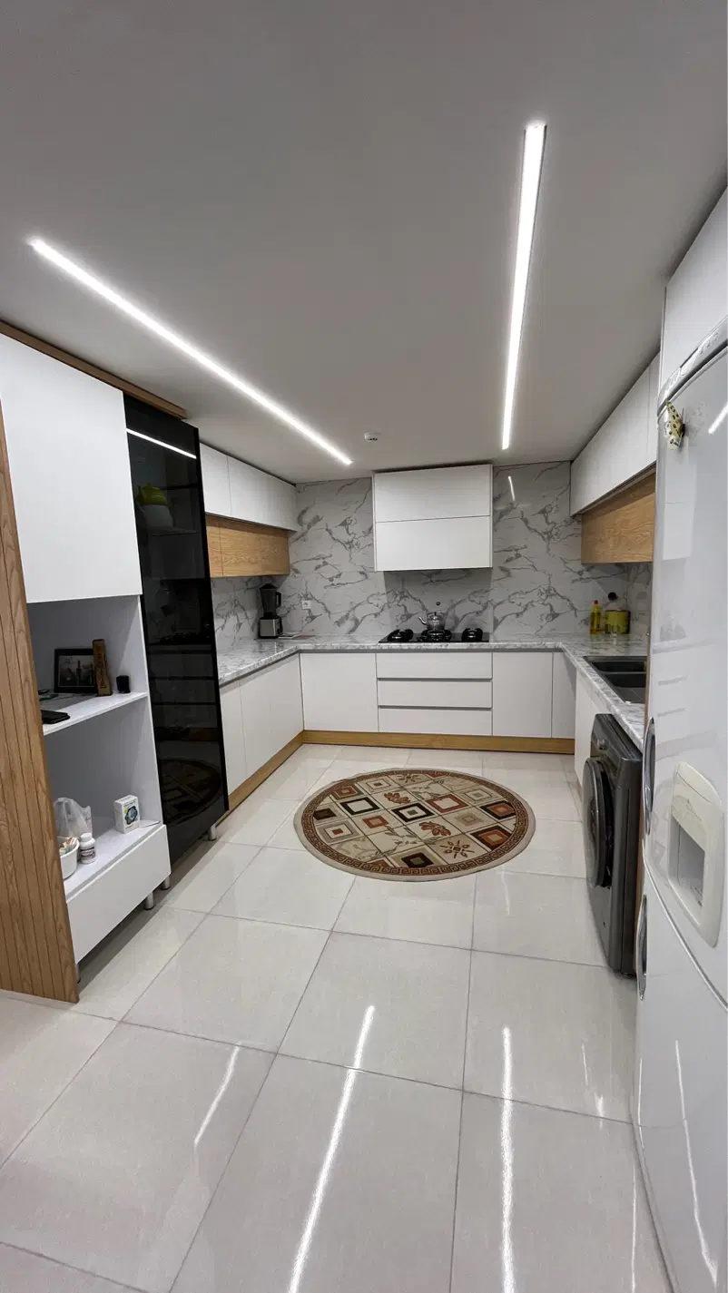 ۳ خوابه ۱۶۵ متری نوساز برف فروشان