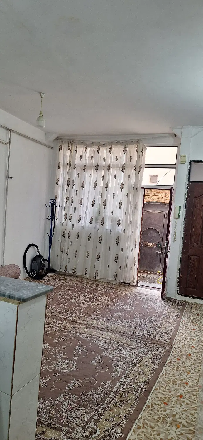 ساختمان دوطبقه