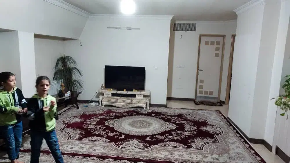 واحد۸۰متری ۲ خوابه مرکز شهر اقتصادی