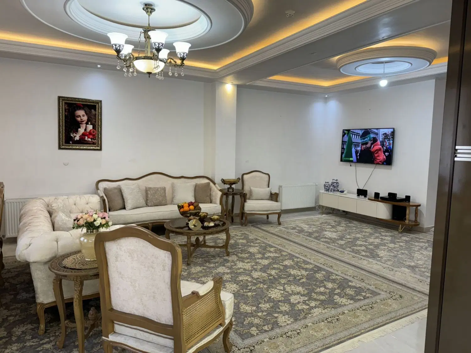 آپارتمان خیابان نیایش