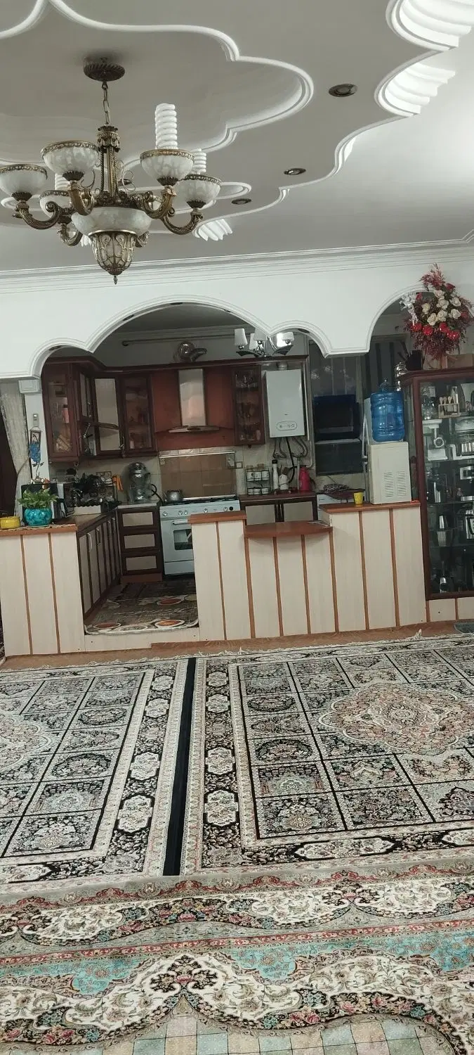 فروش طبقه همکف سیاوش پرواز
