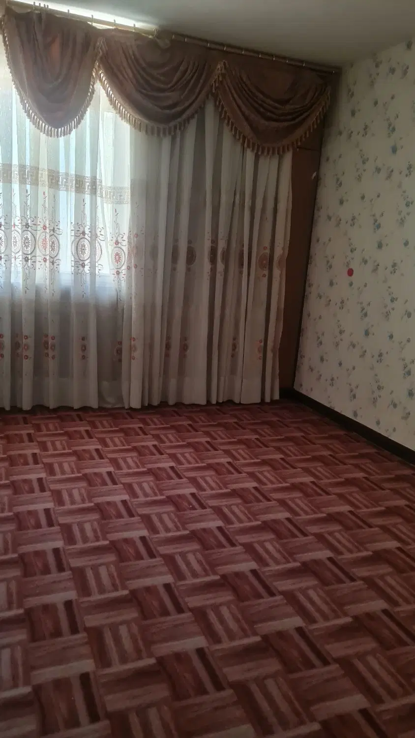 فروش منزل مسکونی دووخواب بازسازی شده کامل