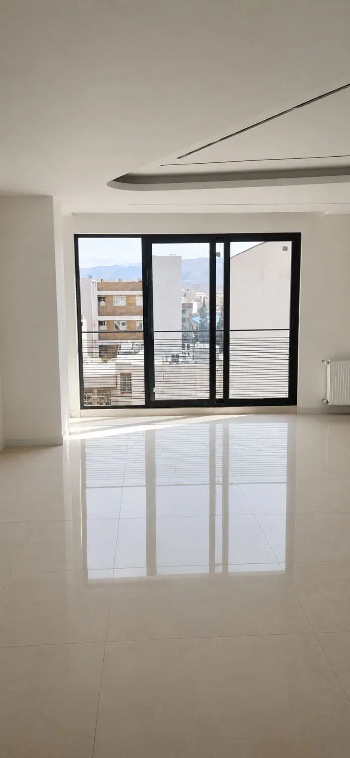 دوخوابه سفیر شمالی