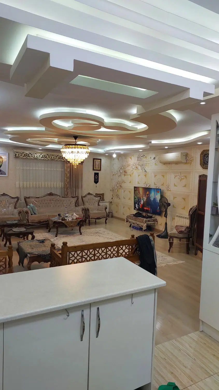 فروش یا معاوضه خانه ویلایِ مستقلِ خاصِ شهری