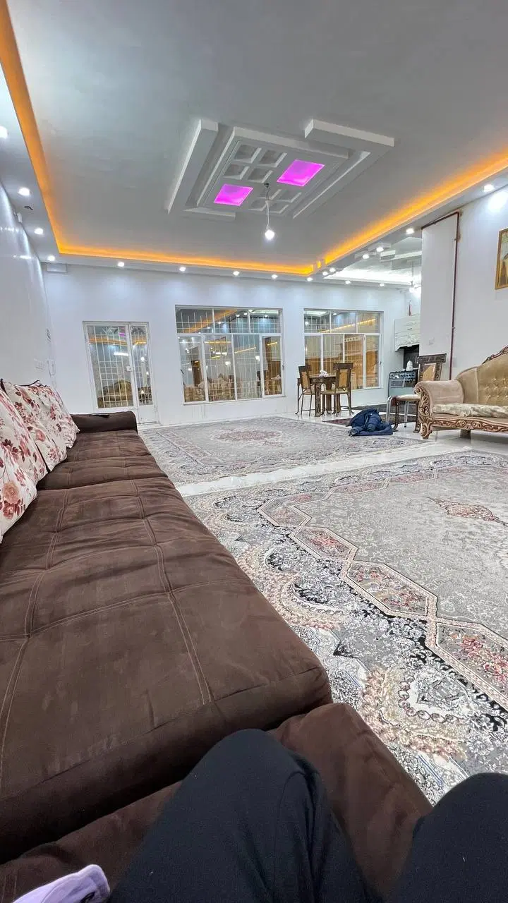 شکار زیرقیمت ۱۴۰متر منطقه و بازارپارکینگ اسانسور