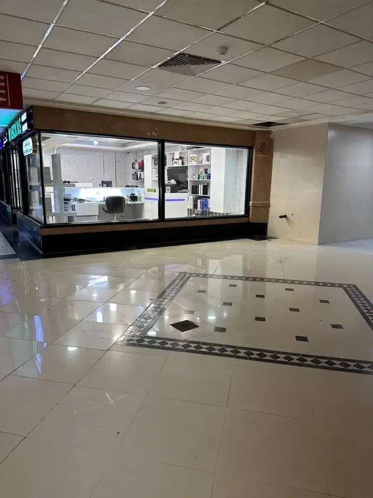 مغازه ارگ جهان نما