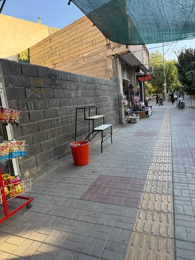 زمین مغازه برخیابان امامزاده