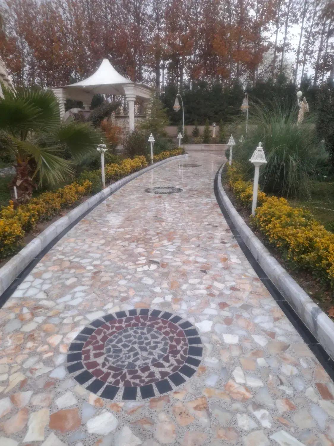 فروش زمین زیبا کنار