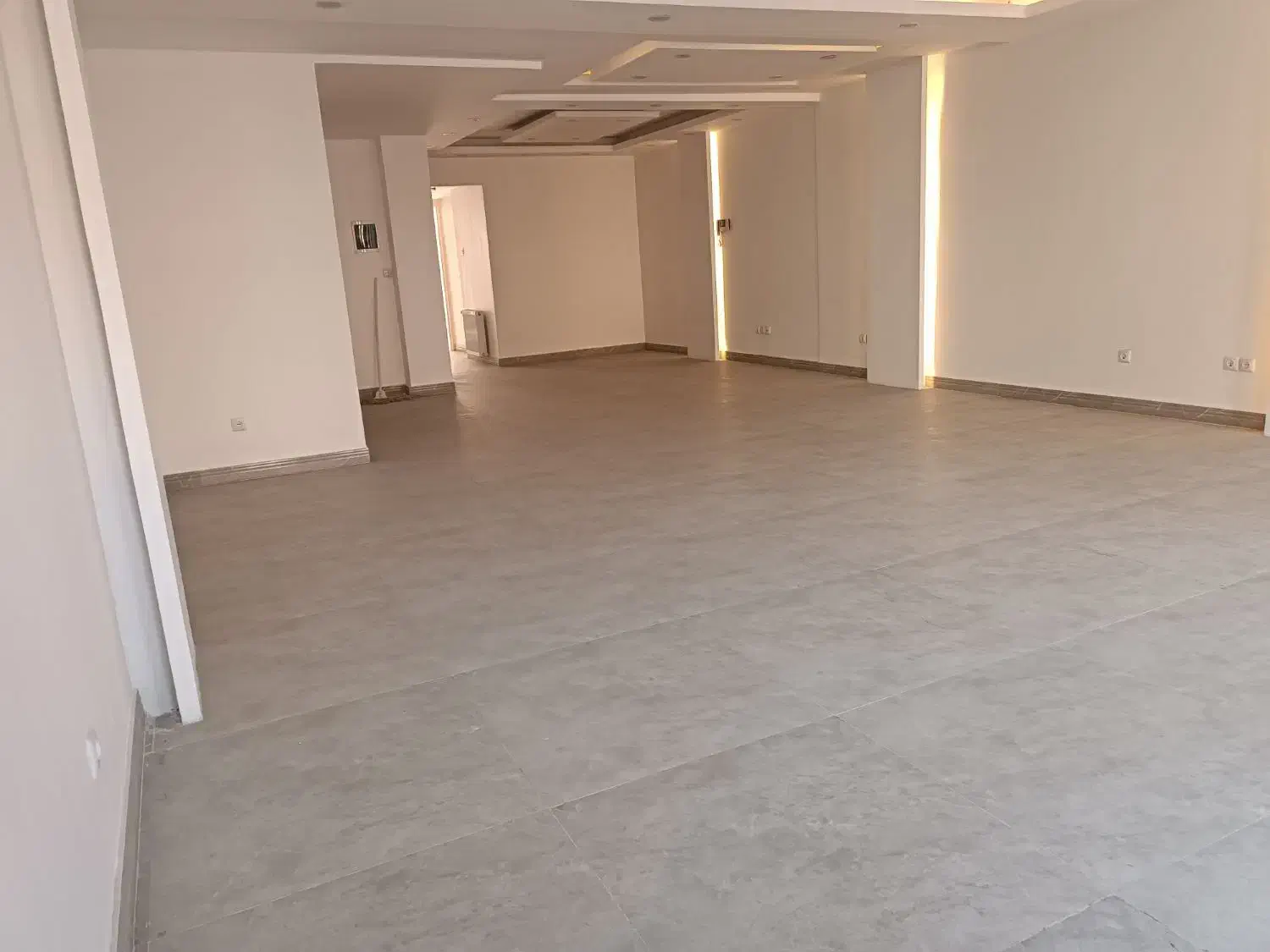 اجاره واحد اداری 110 متر پاسداران تک واحد خاص