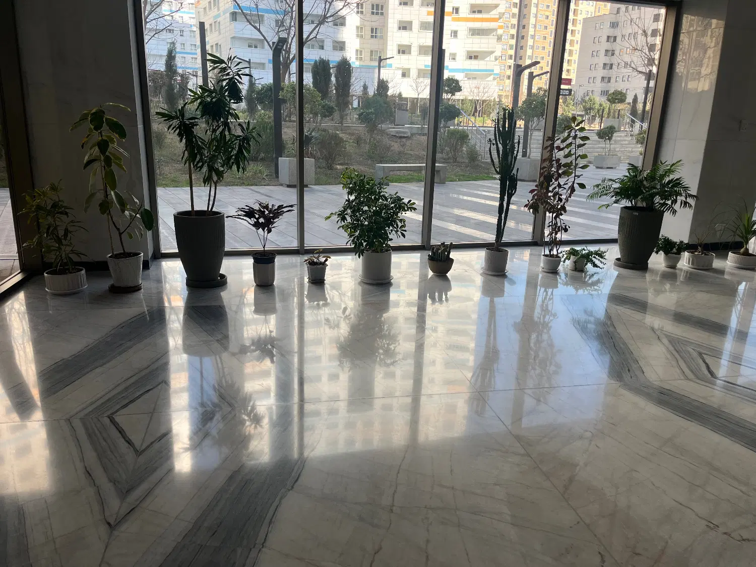 واحد ۱۲۶ متری همراه شهر