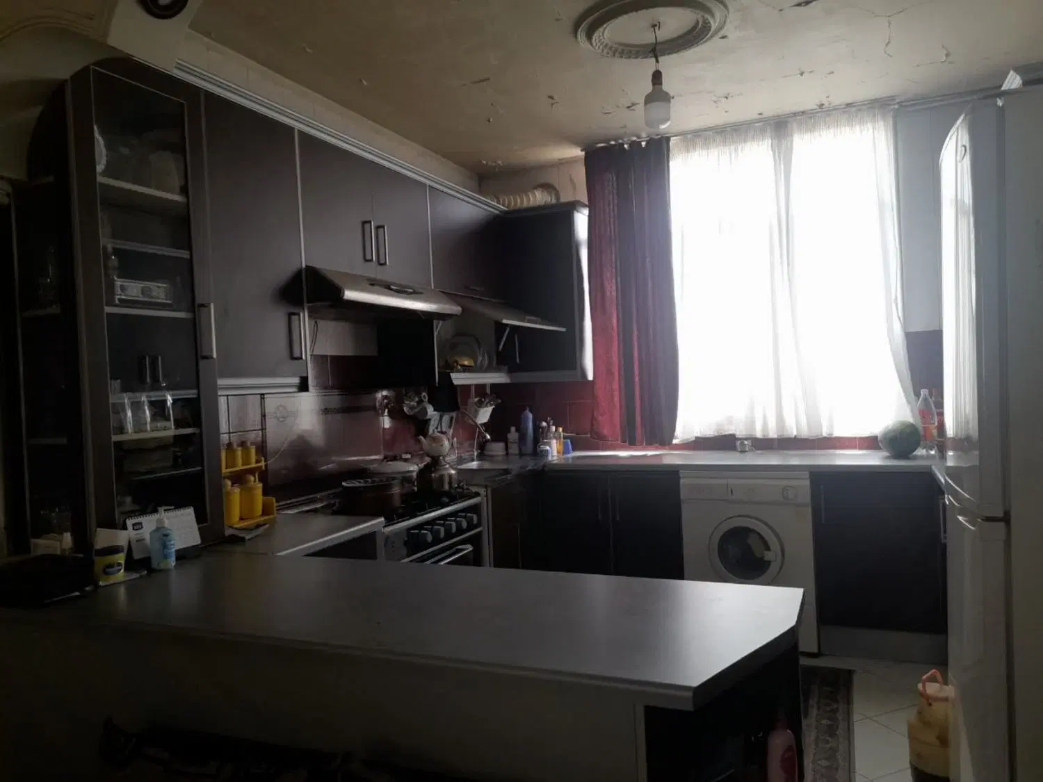 125متری دارای کلیه امکانات واقع در شهرک یاس جنوبی
