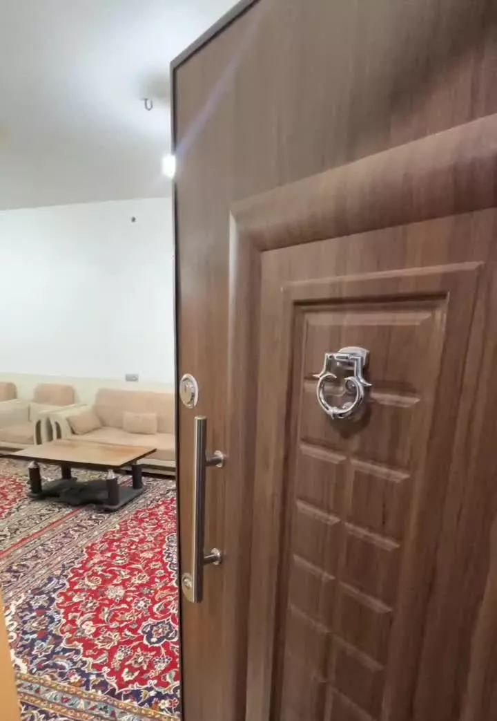 سوئیت تازه ساخت بااتاق خواب وپارکینگ مکانی امن