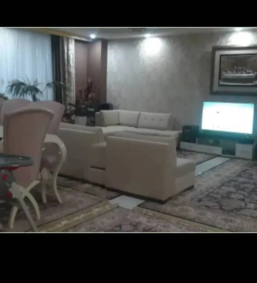 فروش واحد۱۷۰ متری گلستان بلوار ظفر جنوبی