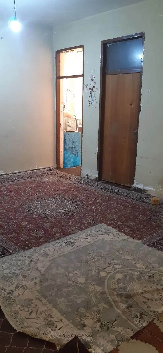 خونه ۳ خوابه ویلایی متراژ۲۰۰ متر مربع