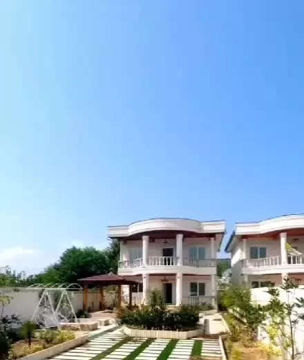 خانه ویلایی فوق العاده مدرن وزیبا