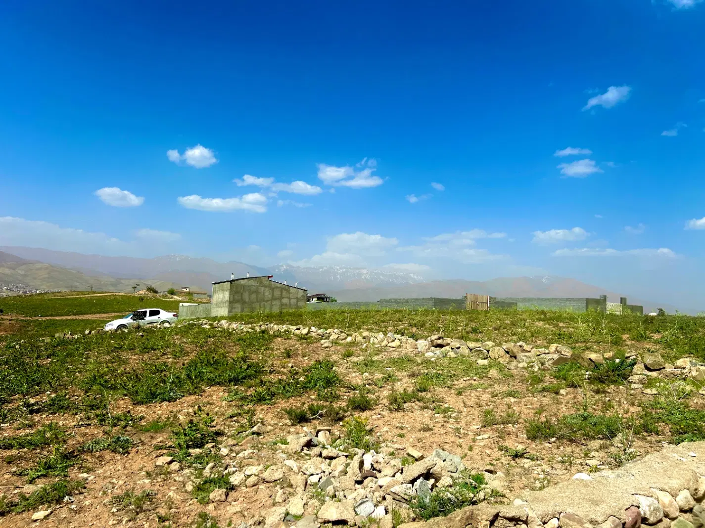 308متر زمین سنددار ویلایی در گیلاوند