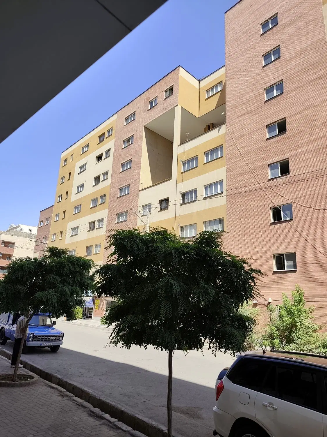آپارتمان95متری فول طبقه همکف