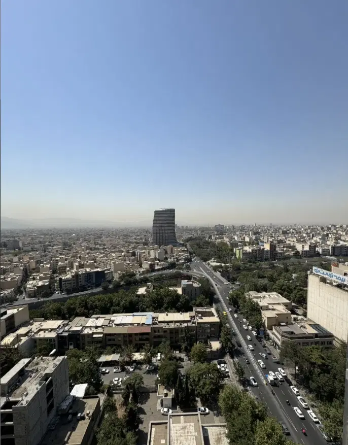 اجاره واحد اداری ۱۳۰ متری - طبقه ۲۰ - شریعتی