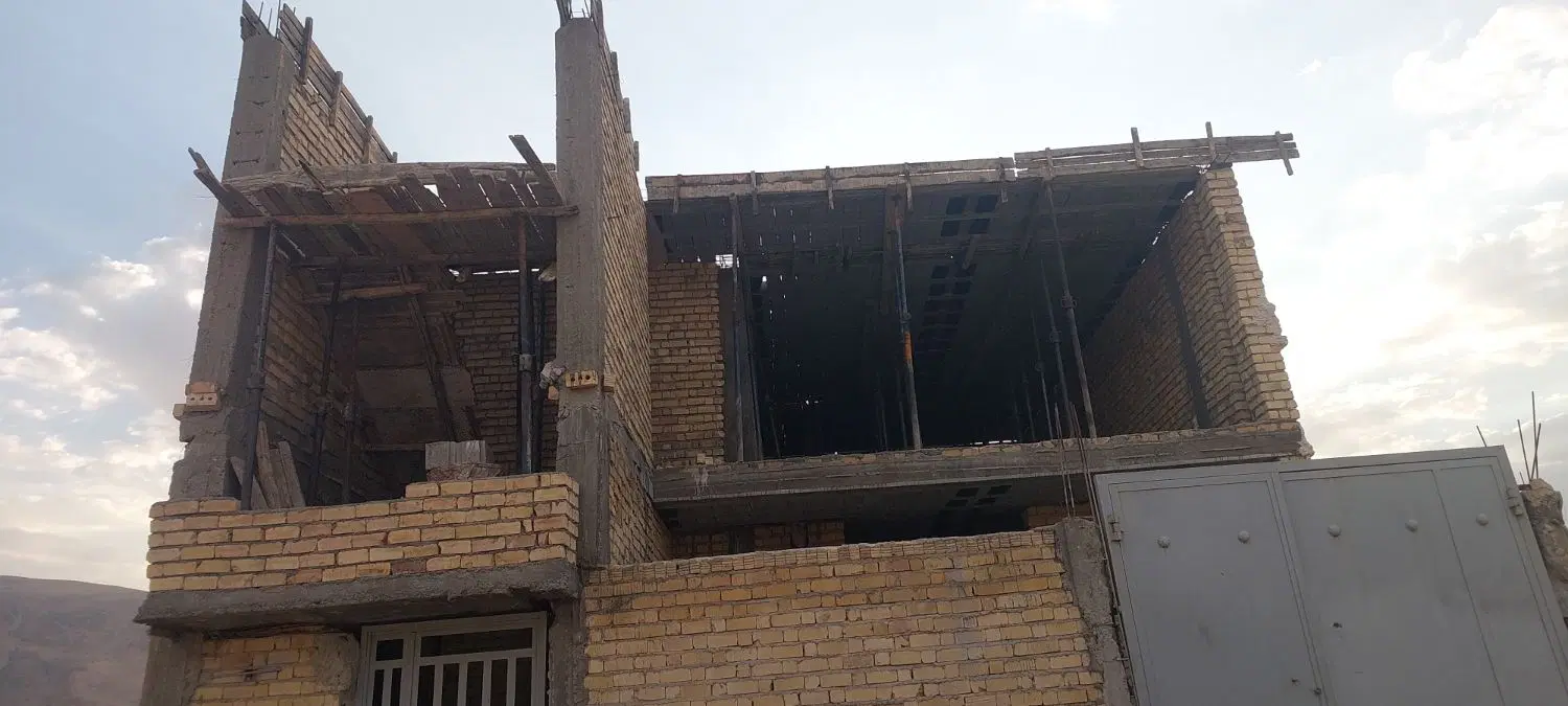 اسکلت  دو طبقه در جمال اباد