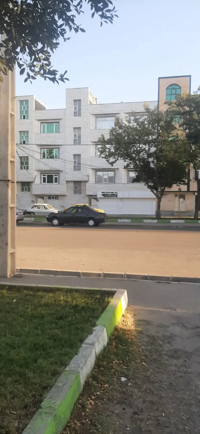 شهرک سبلان فاز۲ طبقه ۲از۳واحد