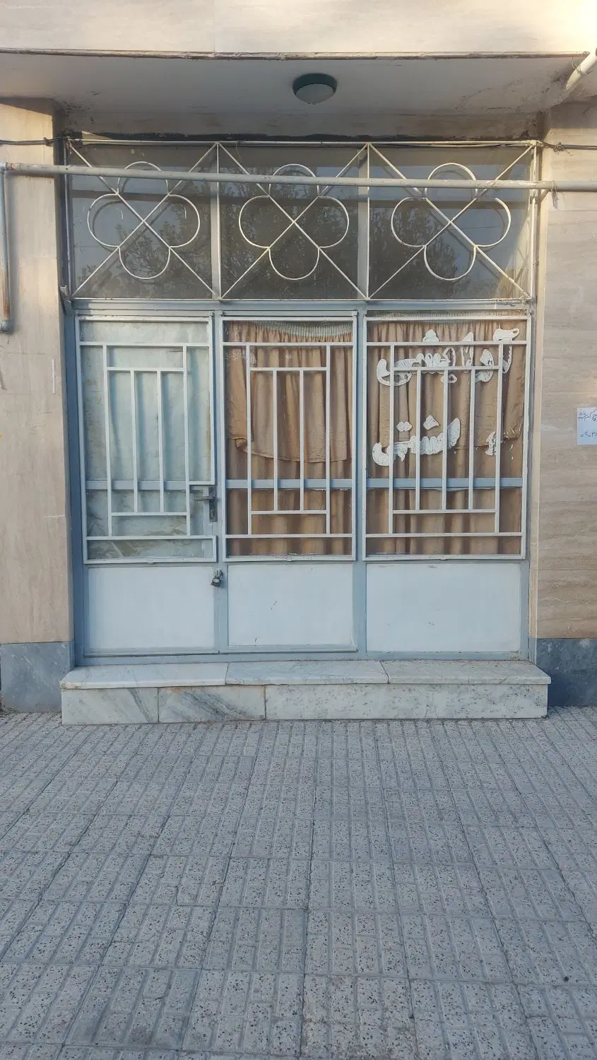 مغازه تجاری ۱۶ متری
