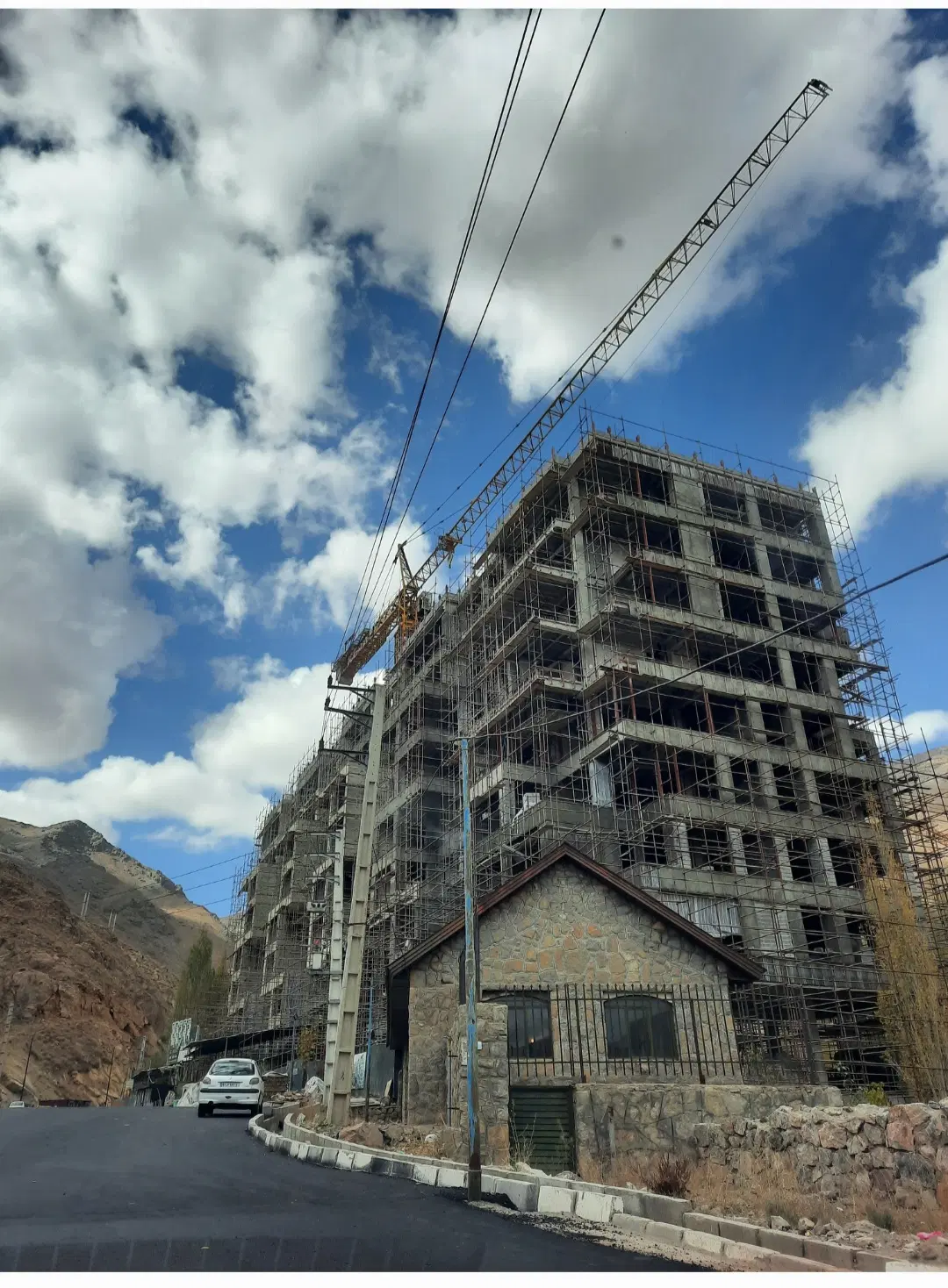 خیابان ایرانمهر ، اسدی  ۲۱۰ متر بر ۲۱