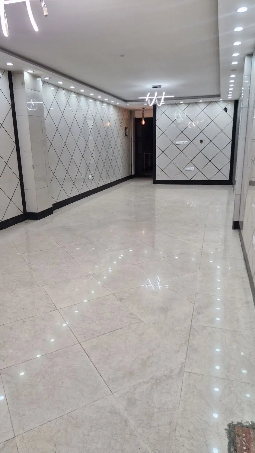 تجاری خوش قیمت ۵۰ متر