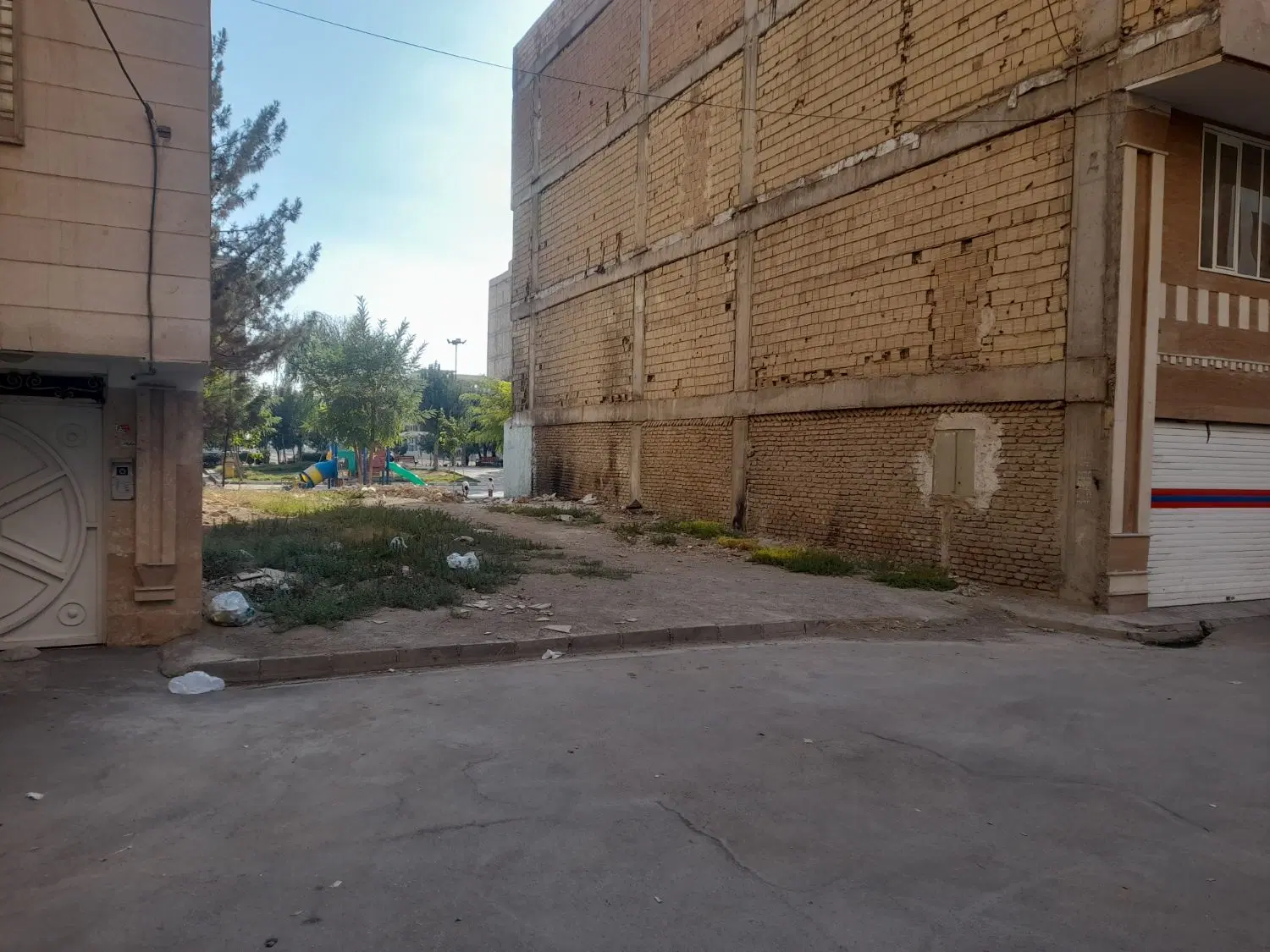 زمین  قلفتی ۱۷۱ متر