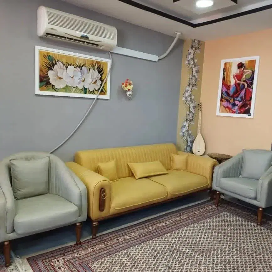 آپارتمان خیابان ناصری