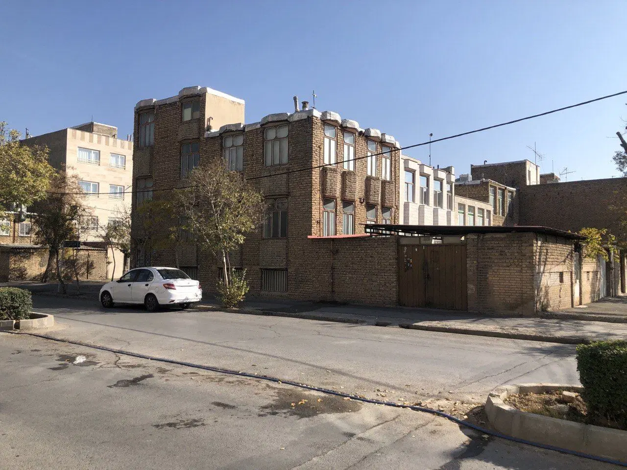 اجاره دو واحد مستقل ۸۰ متری مناسب انبار