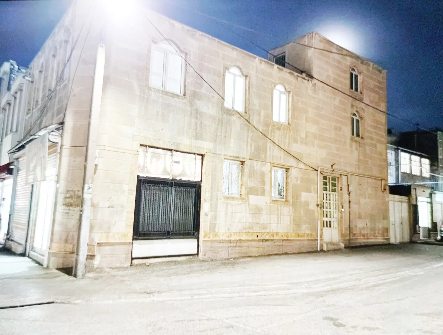 خانه دو طبقه مستقل