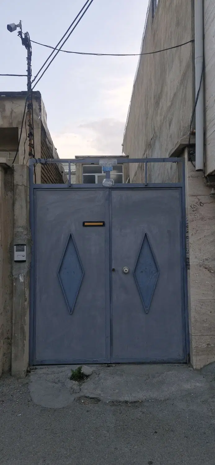 خانه ۸۰ متری