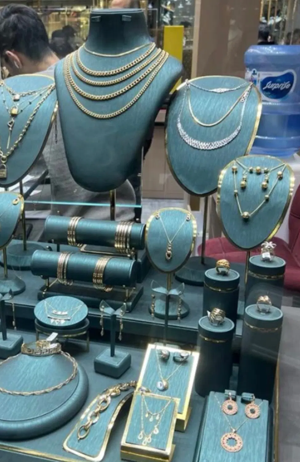فروش مغازه طلا فروشی با سند مالکیت