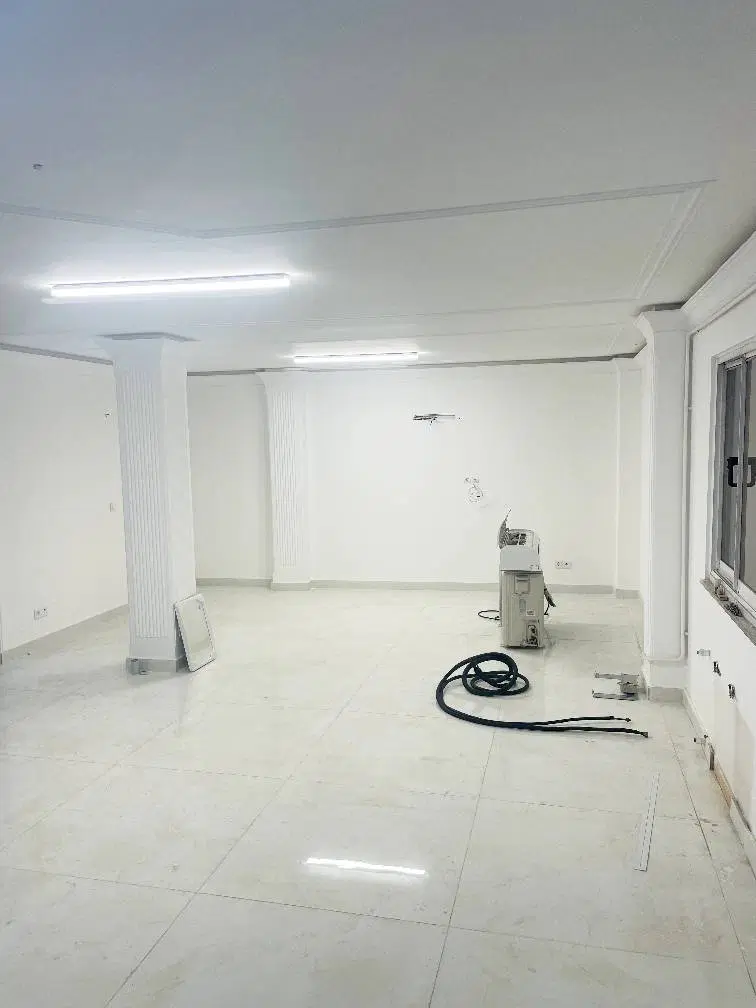 واحددر احمدزاده ۹۳ متری معاوضه با خودرو انجام میشه