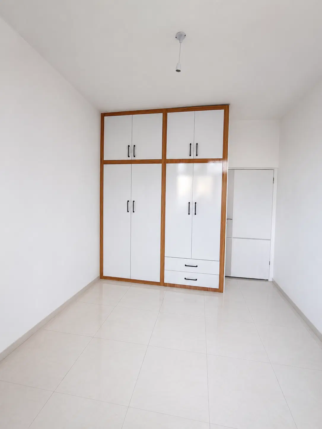 اپارتمان دوخواب با پارکینگ واسانسور مهندسی