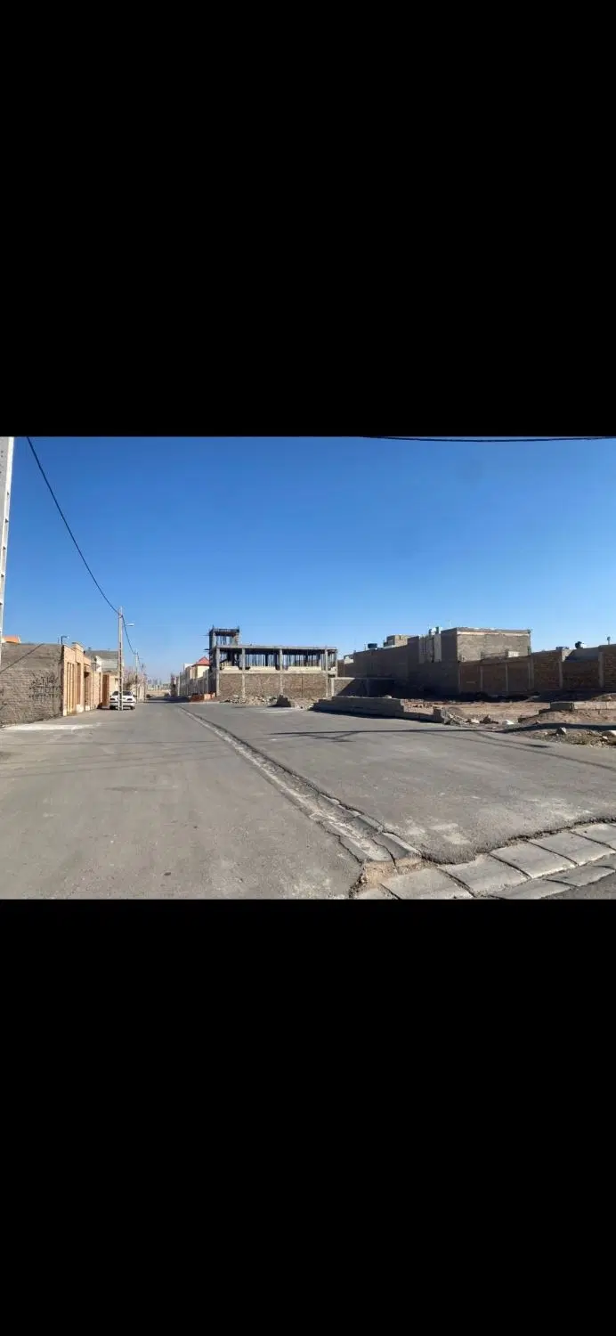 زمین بیست متری شنی اسداباد