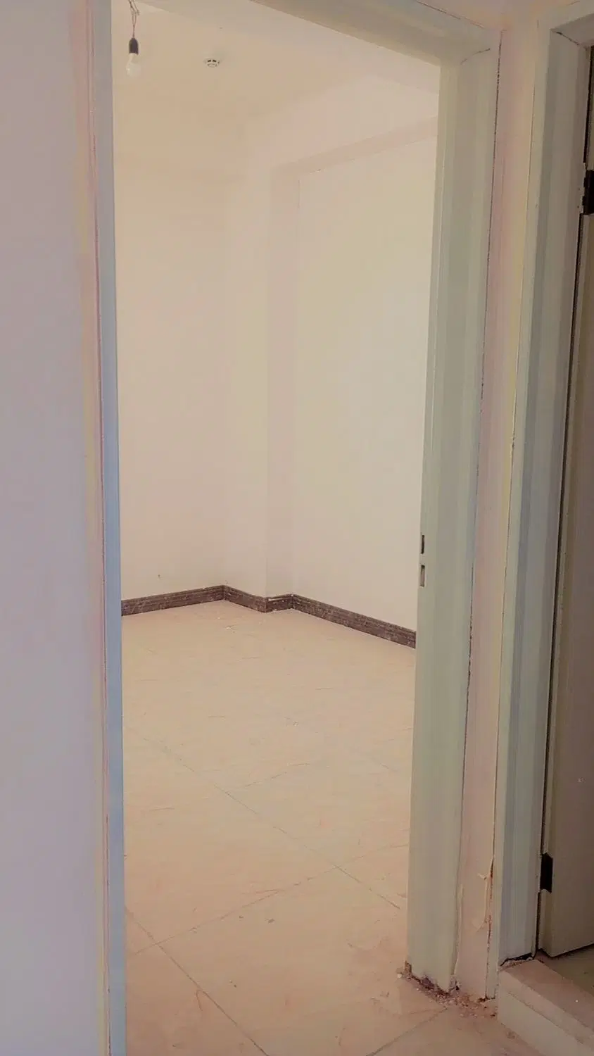 واحد 95 متری کلید نخورده