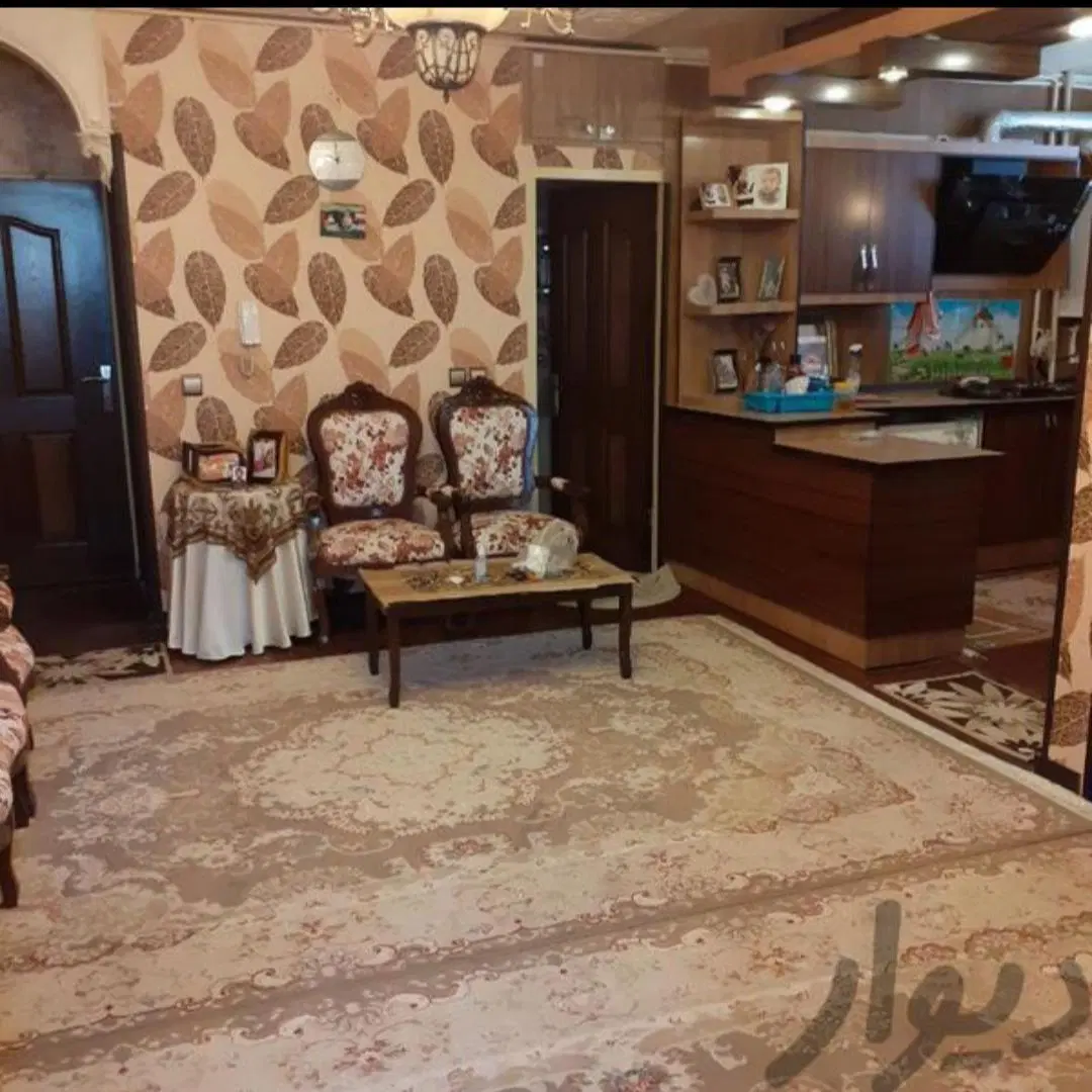 آپارتمان بام گستر طبقه اول