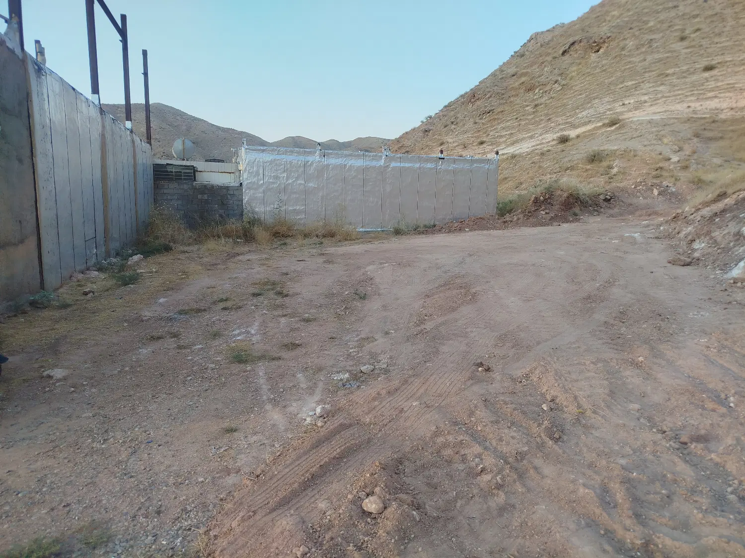 زمین مسکونی
