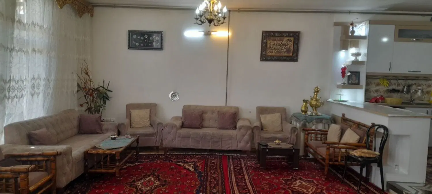 یک باب خانه ویلایی در شهرک اوغلو ، خیابان آزادی