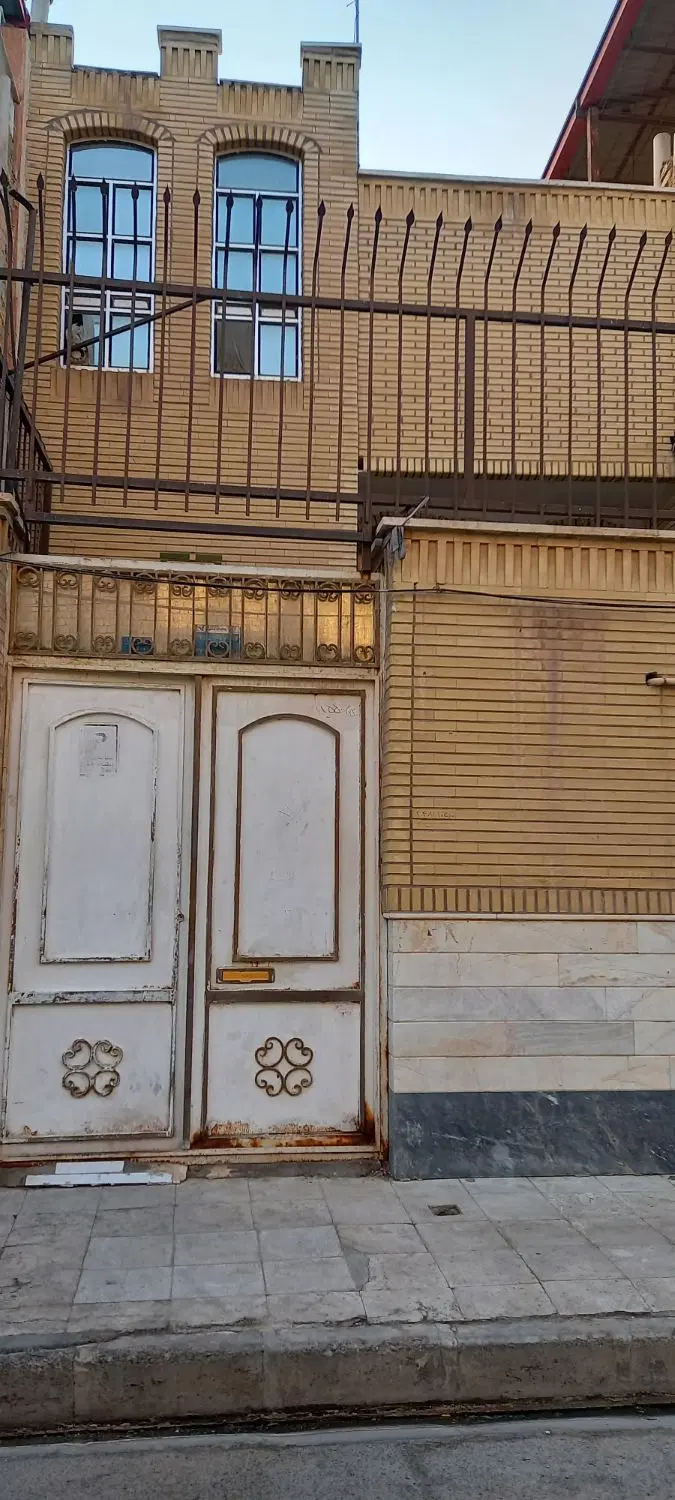 ۶۵ متری دو طبقه