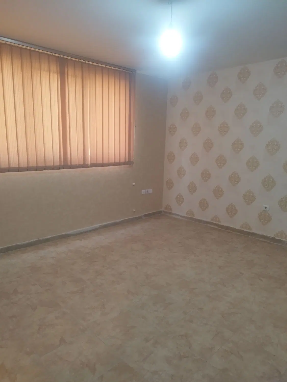 صدرا بلوار فردوسی مجتمع رضوان یک