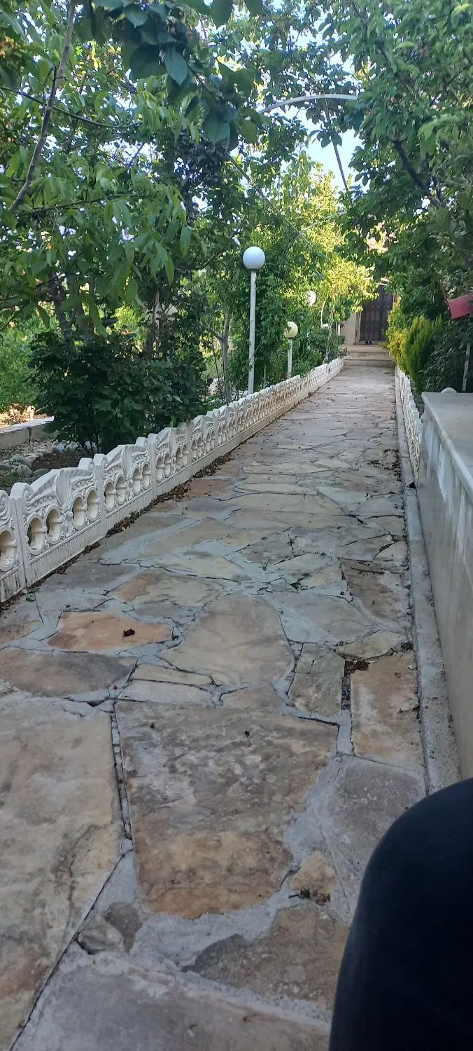 باغ ویلا درمیدان قائم